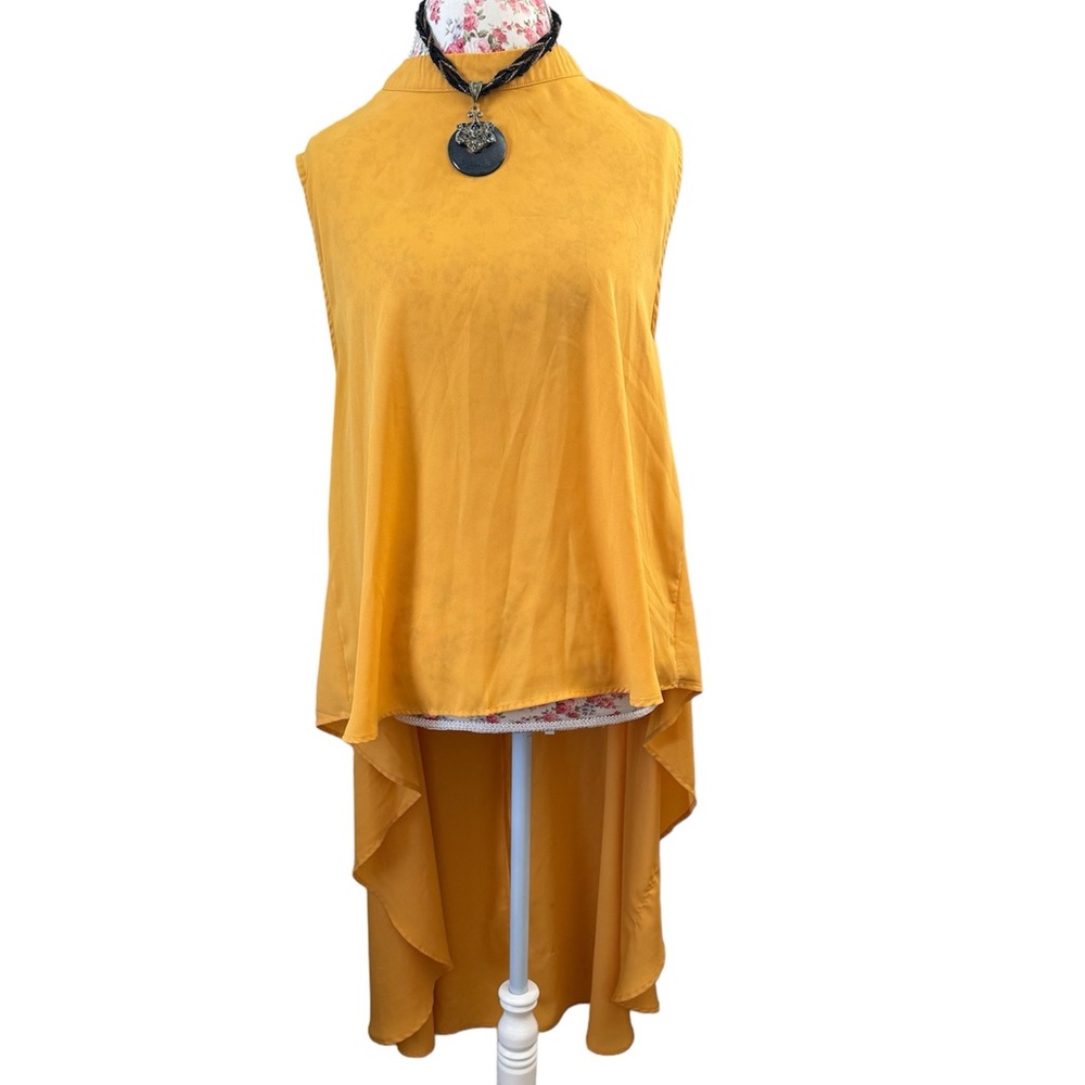Impulsive Yellow High Low Mock Neck Blouse